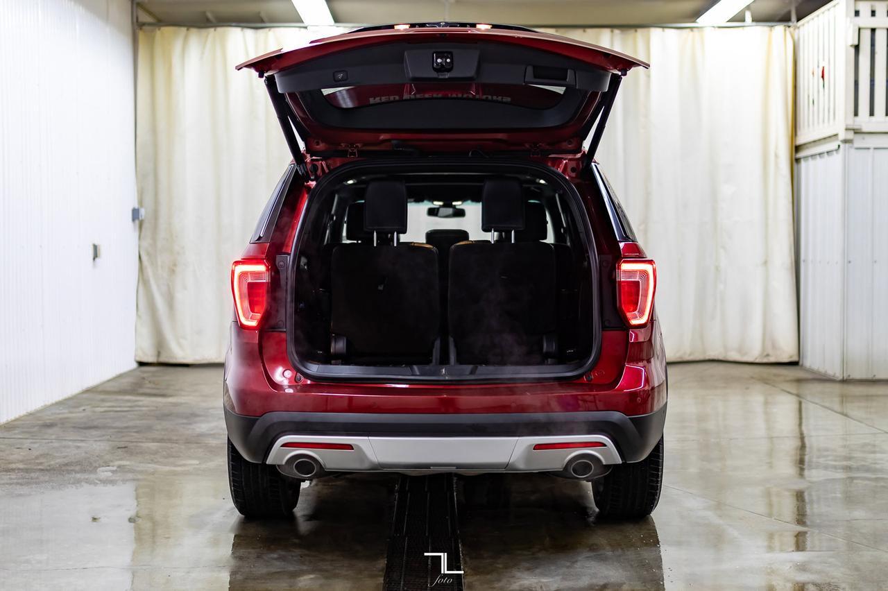 2016 Ford Explorer AWD Limited Leather Roof Nav BCam Red Deer AB