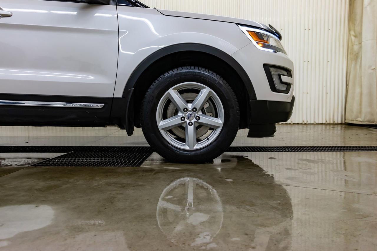 2016 Ford Explorer AWD XLT 3rd Row Leather Nav BCam Red Deer AB
