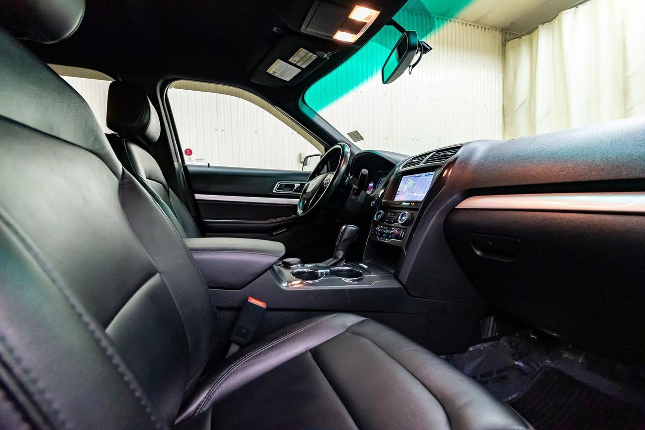 2016 Ford Explorer AWD XLT 3rd Row Leather Nav BCam Red Deer AB