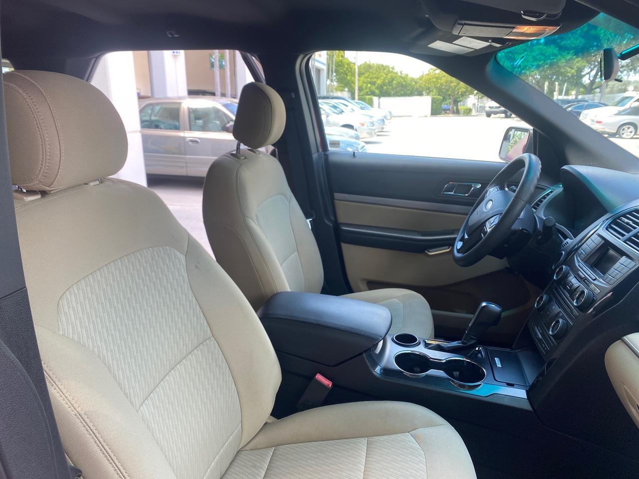 2016 Ford Explorer LOW MILES 65,688 1 OWNER FL 3RD ROW Pompano Beach FL