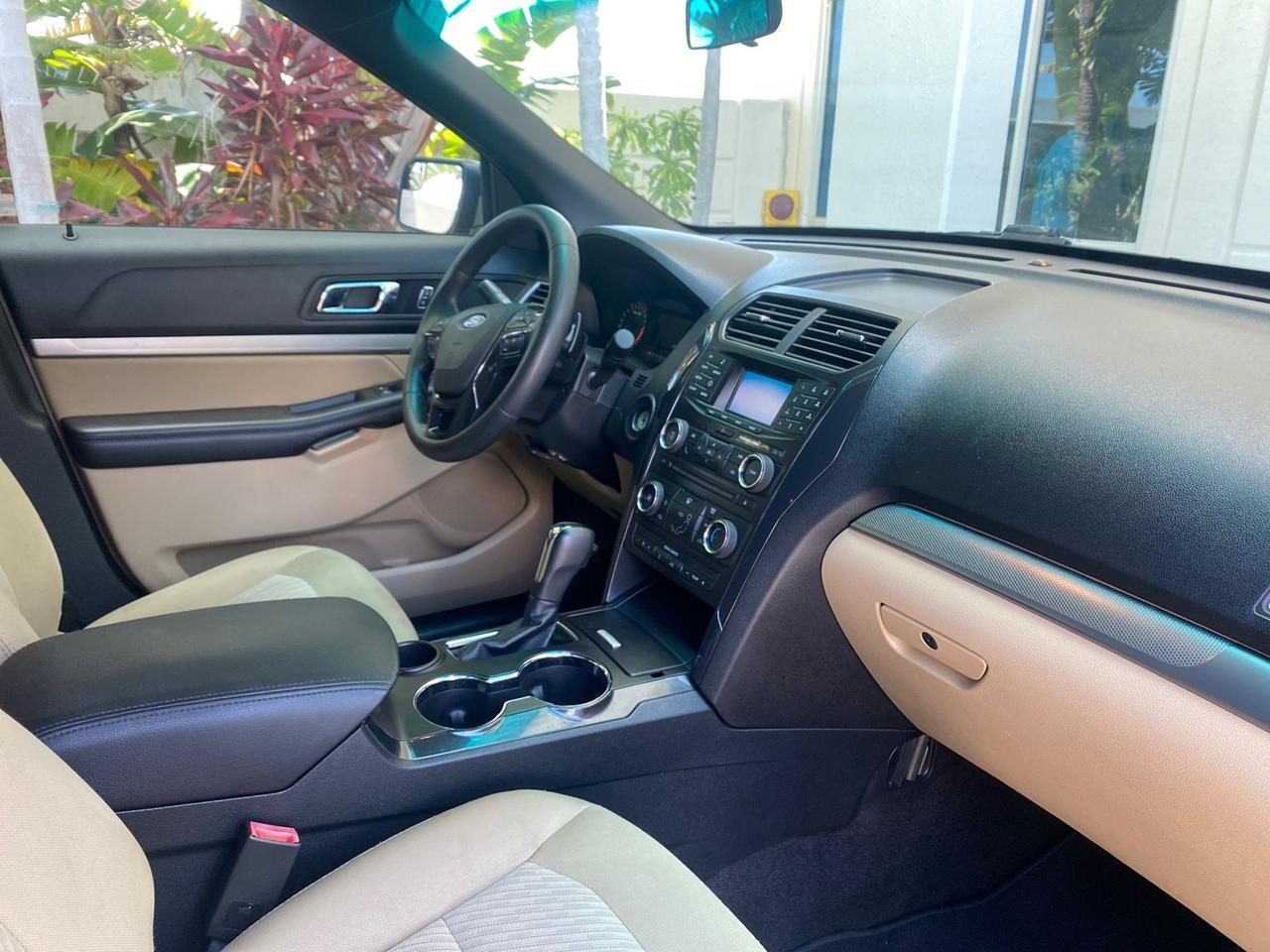2016 Ford Explorer LOW MILES 65,688 1 OWNER FL 3RD ROW Pompano Beach FL
