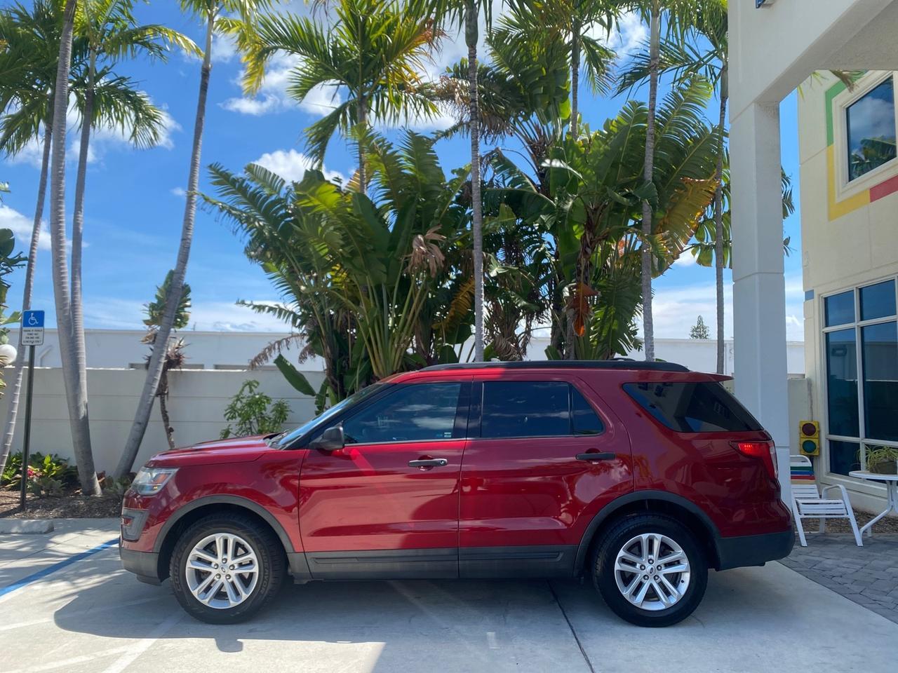 2016 Ford Explorer LOW MILES 65,688 1 OWNER FL 3RD ROW Pompano Beach FL
