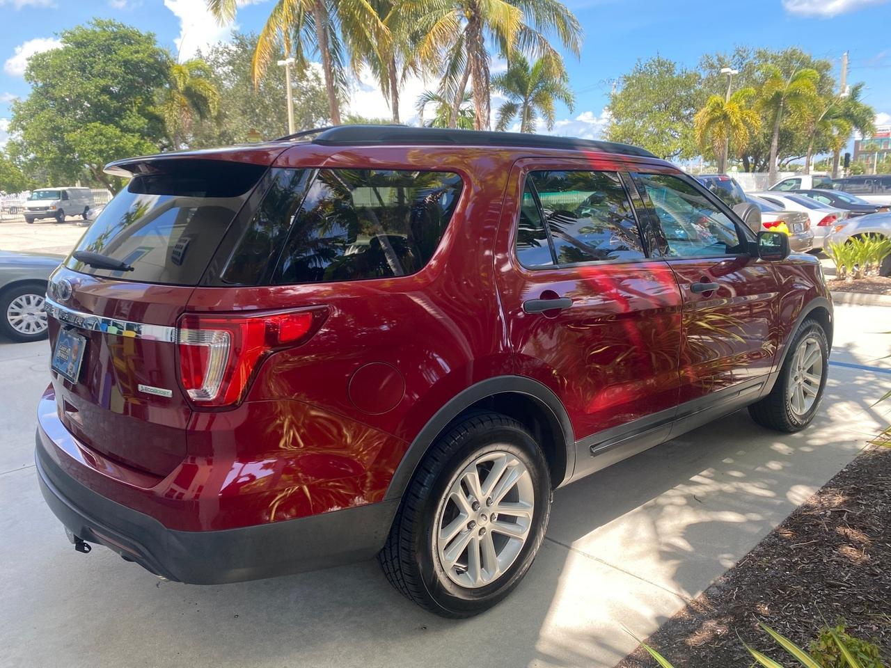 2016 Ford Explorer LOW MILES 65,688 1 OWNER FL 3RD ROW Pompano Beach FL