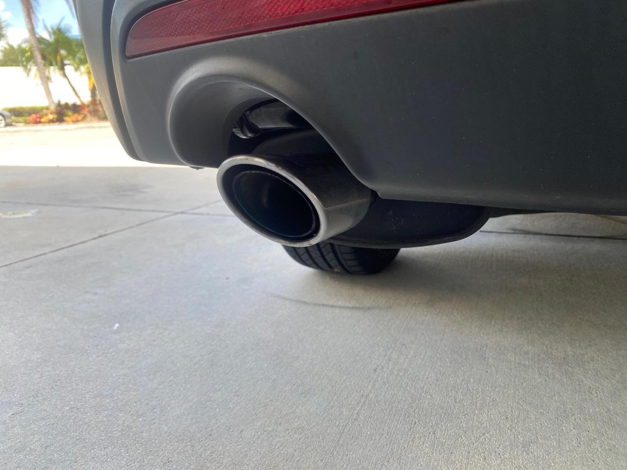 2016 Ford Explorer LOW MILES 65,701 1 OWNER FL SUV Pompano Beach FL