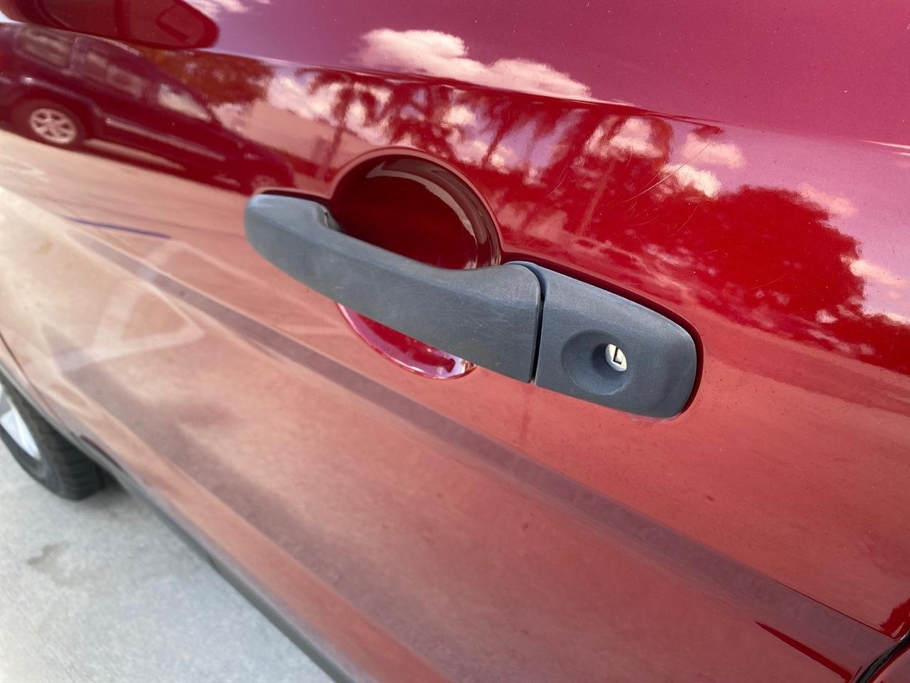 2016 Ford Explorer LOW MILES 65,701 1 OWNER FL SUV Pompano Beach FL