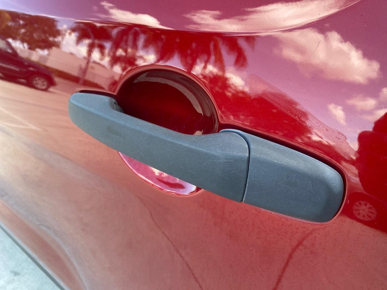 2016 Ford Explorer LOW MILES 65,701 1 OWNER FL SUV Pompano Beach FL