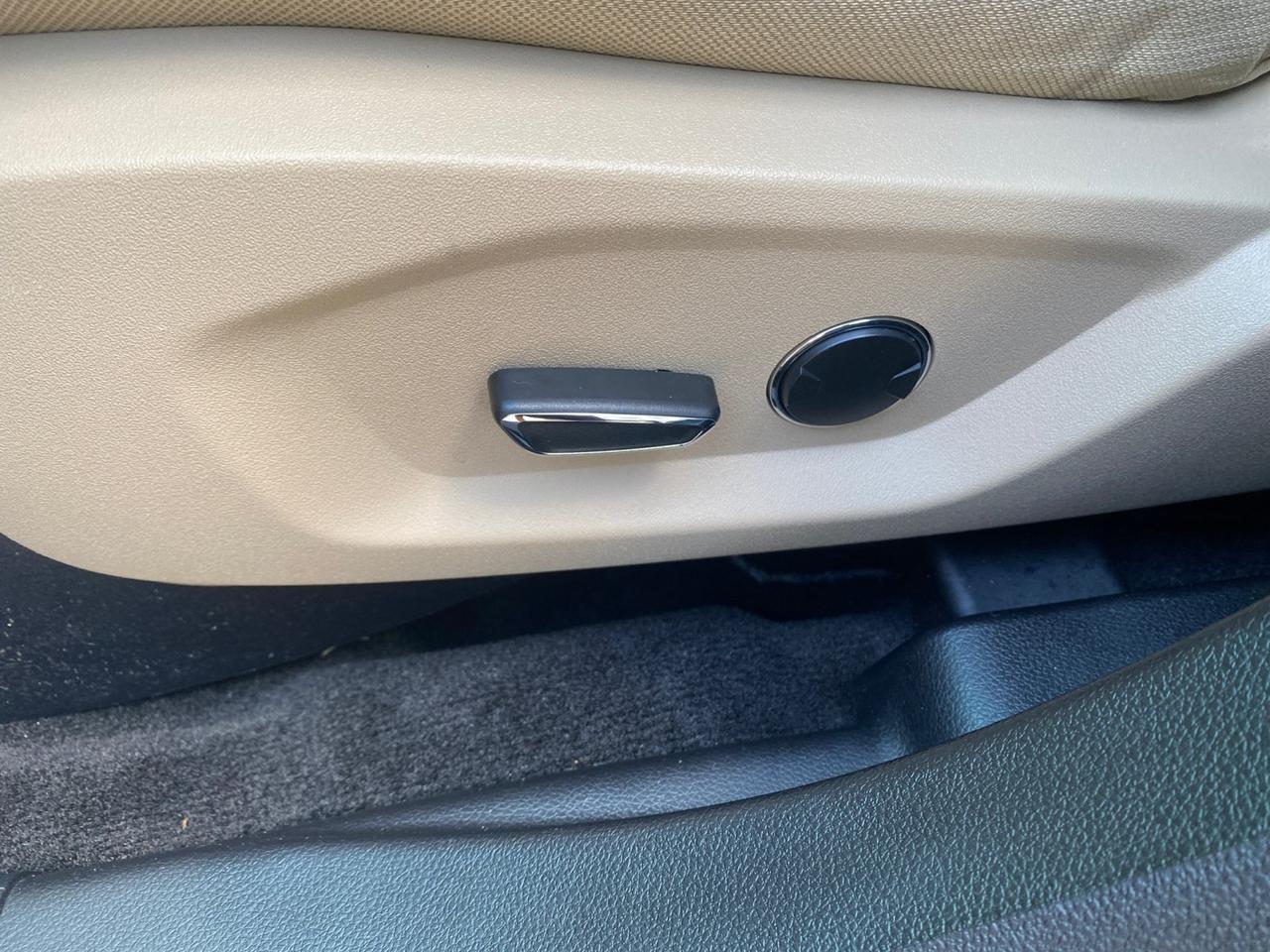 2016 Ford Explorer LOW MILES 65,701 1 OWNER FL SUV Pompano Beach FL