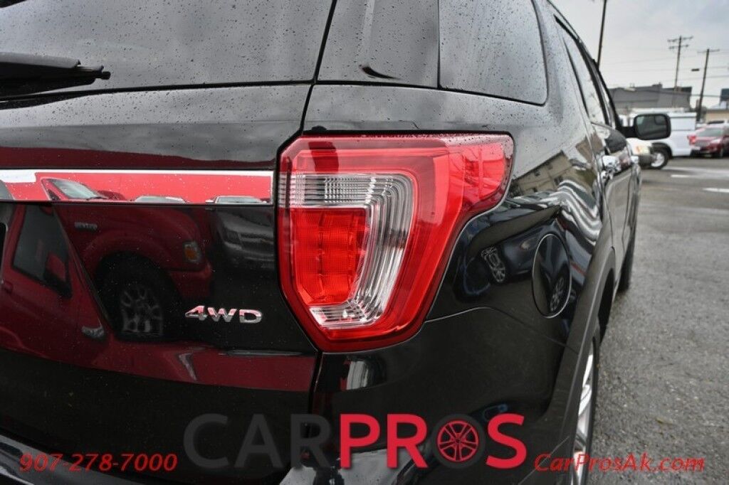 2016 Ford Explorer Limited - 4X4 - Auto Start - Power Leather Heated & Cooled Seats - Heated Steering Wheel - Seats 7 - 2nd Row Heated Seats - Dual Sunroof - Navigation - Back up Camera - Low Miles Anchorage AK