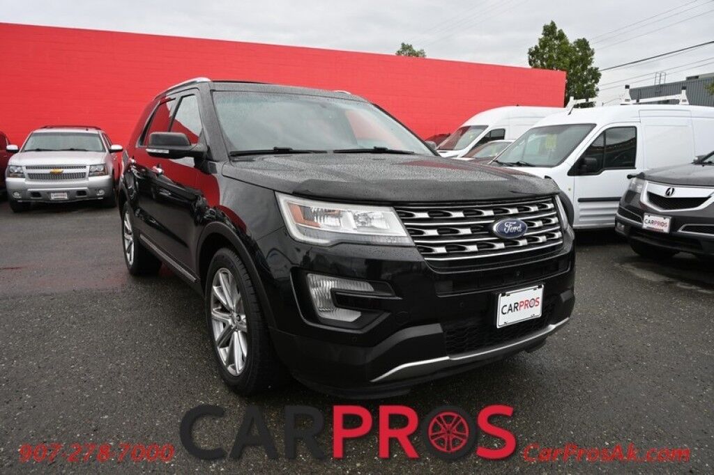 2016 Ford Explorer Limited - 4X4 - Auto Start - Power Leather Heated & Cooled Seats - Heated Steering Wheel - Seats 7 - 2nd Row Heated Seats - Dual Sunroof - Navigation - Back up Camera - Low Miles