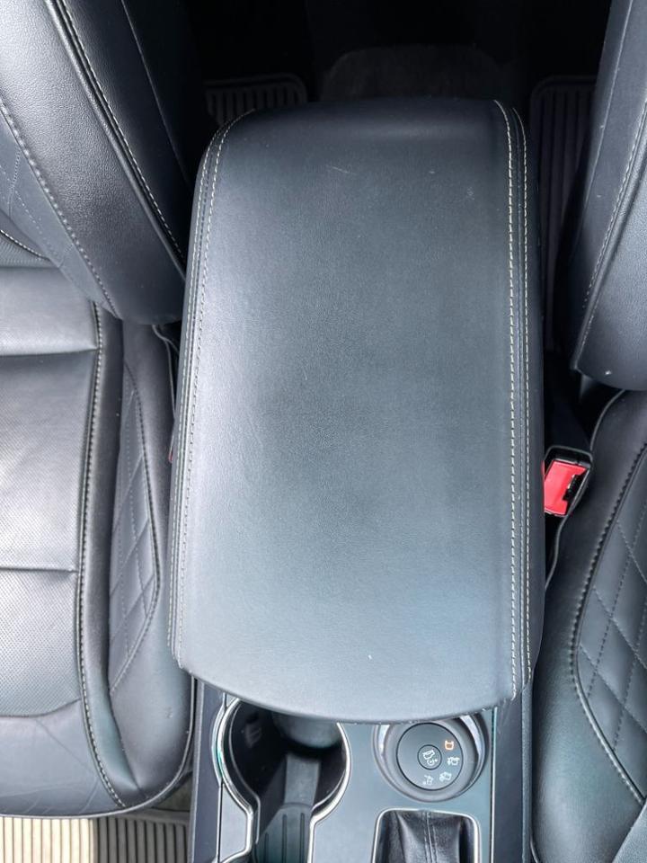 2016 Ford Explorer Platinum Hayden ID