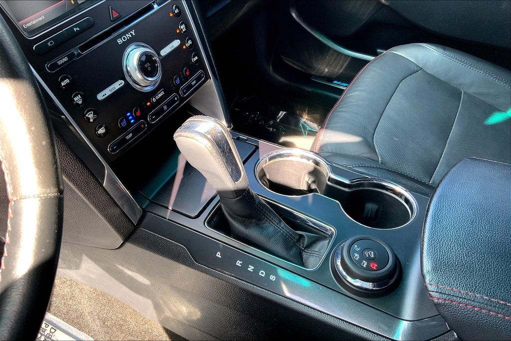 2016 Ford Explorer Sport OR