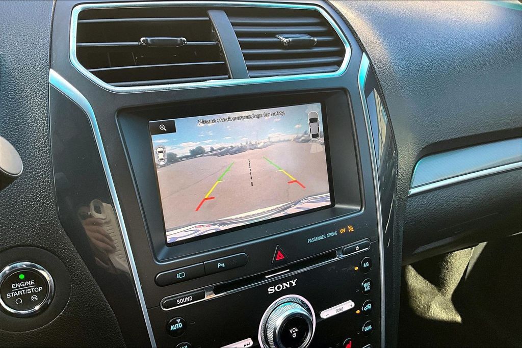 2016 Ford Explorer Sport OR