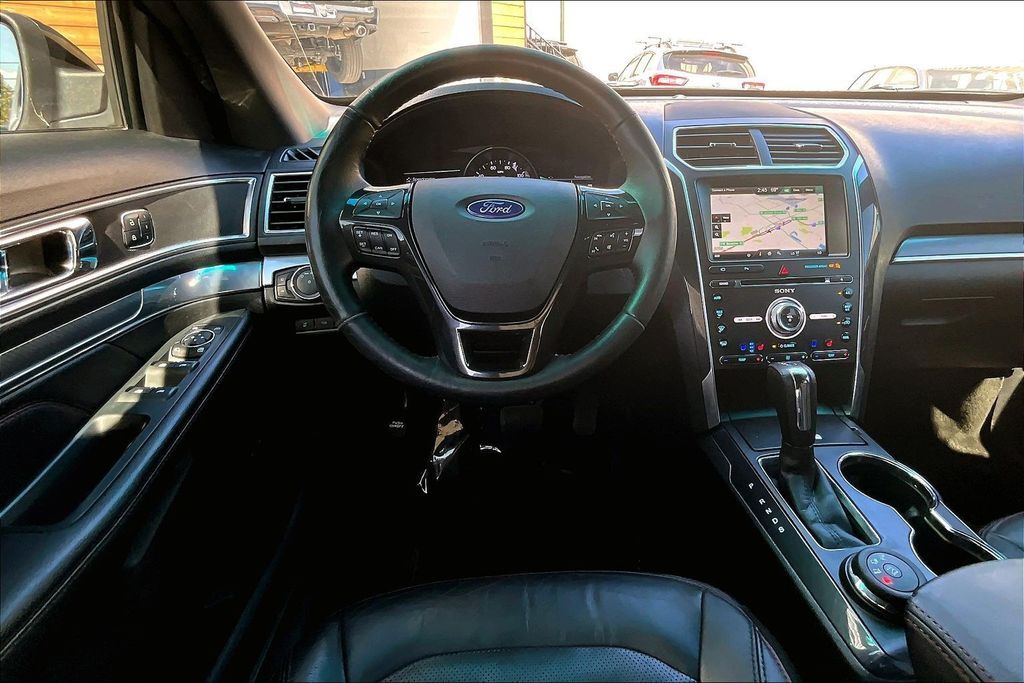 2016 Ford Explorer Sport OR