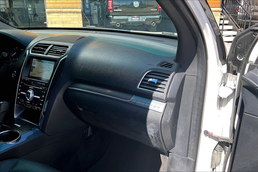 2016 Ford Explorer Sport OR