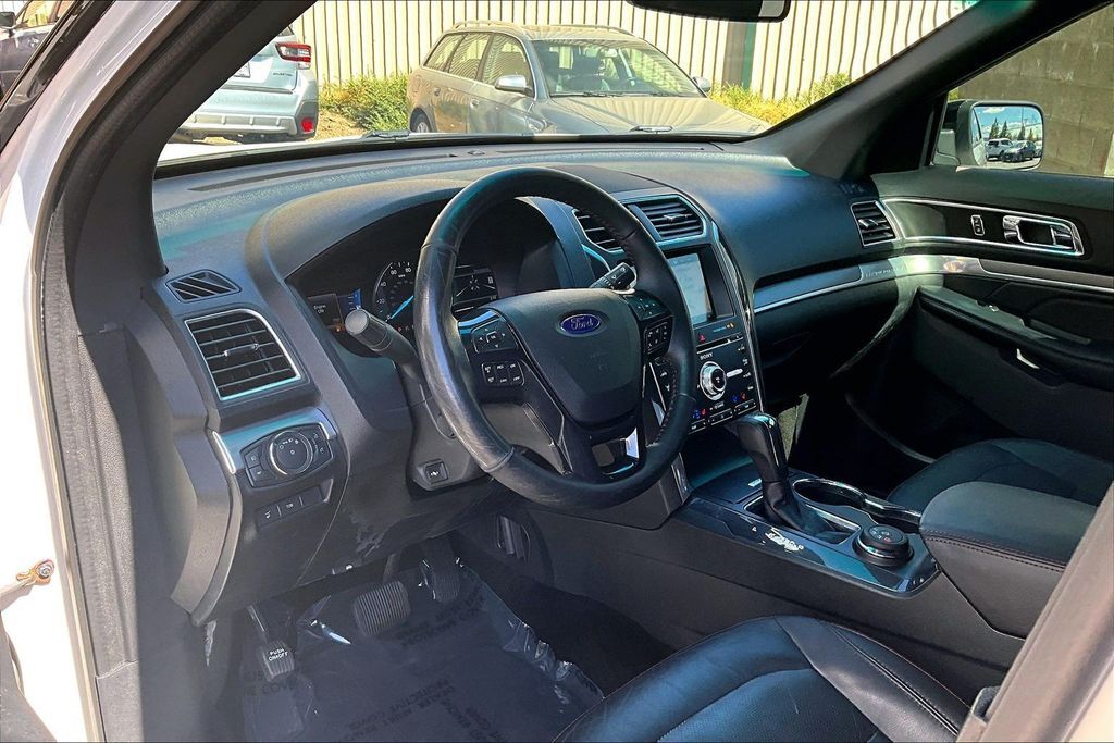 2016 Ford Explorer Sport OR