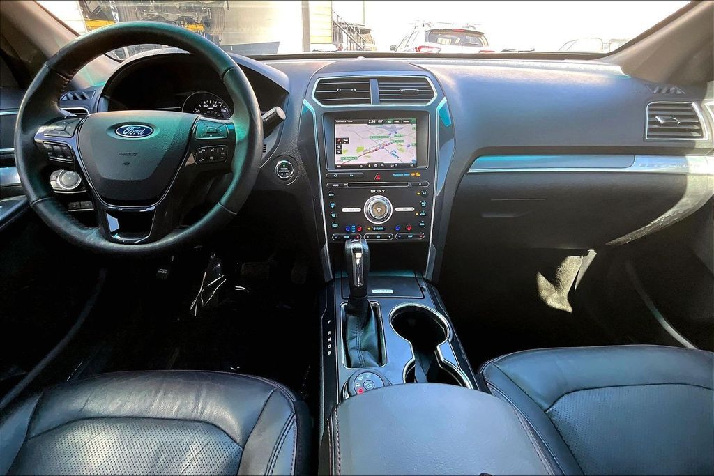 2016 Ford Explorer Sport OR
