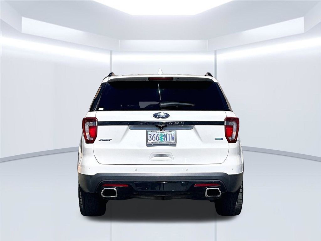 2016 Ford Explorer Sport OR