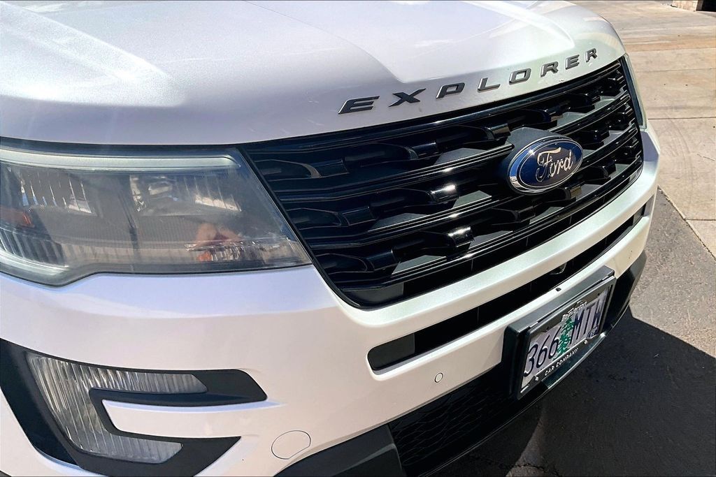 2016 Ford Explorer Sport OR