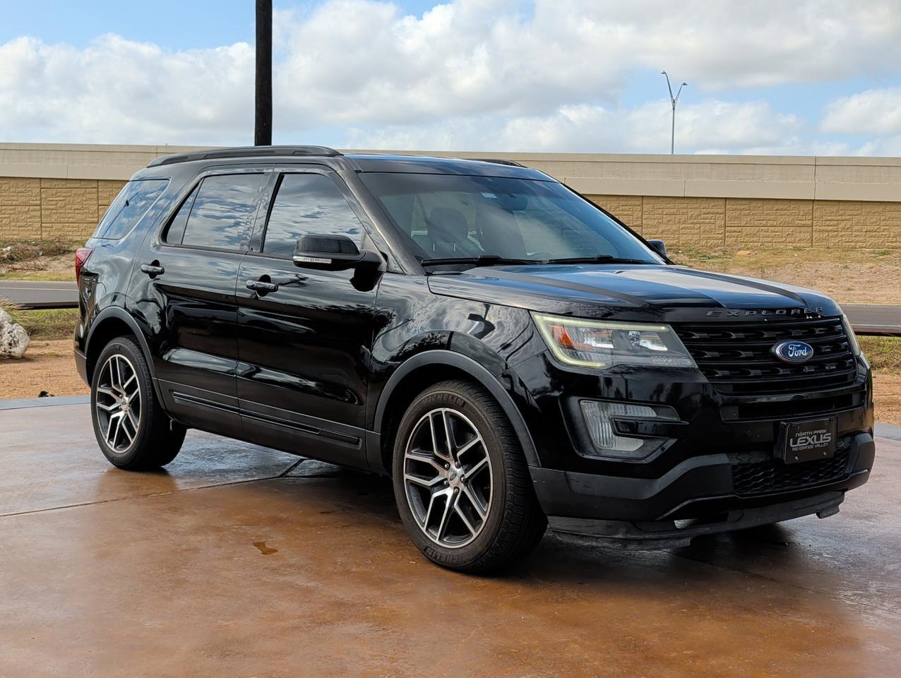 2016 Ford Explorer Sport