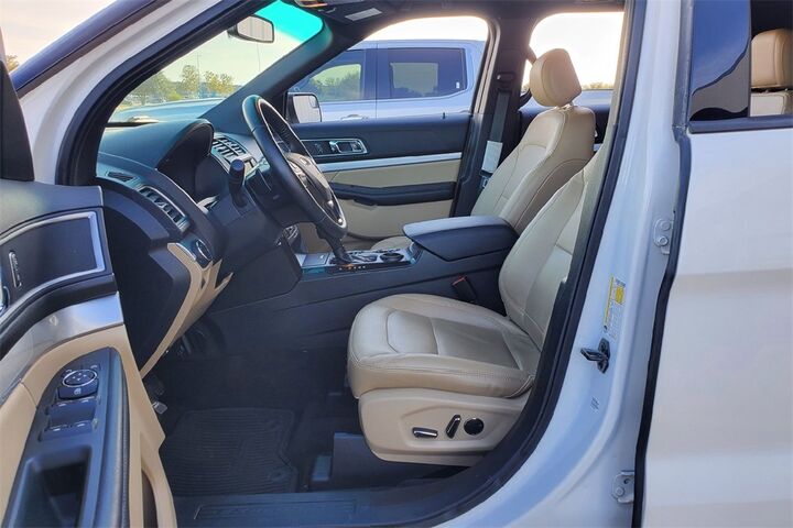 2016 Ford Explorer XLT TX 2016 Ford Explorer XLT TX