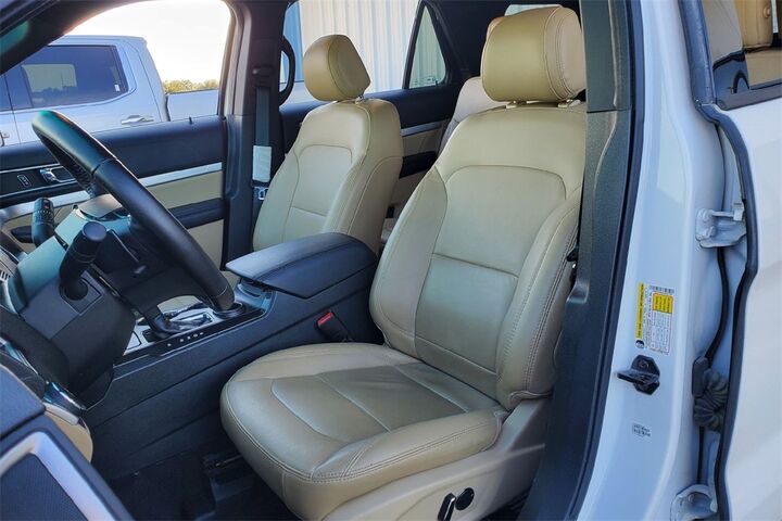 2016 Ford Explorer XLT TX 2016 Ford Explorer XLT TX
