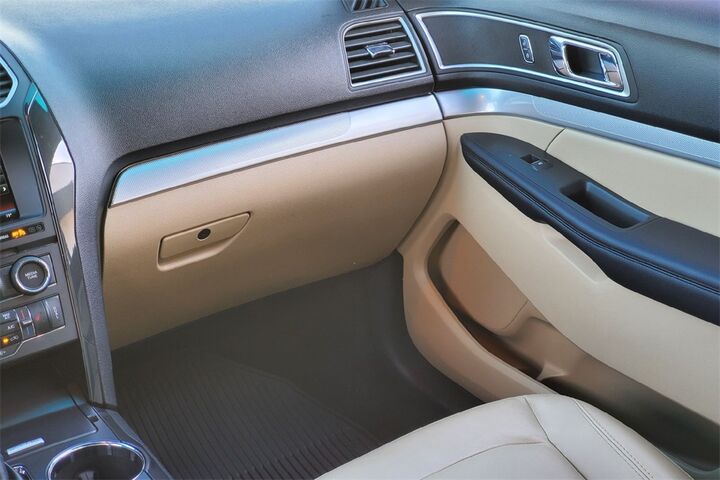 2016 Ford Explorer XLT TX 2016 Ford Explorer XLT TX