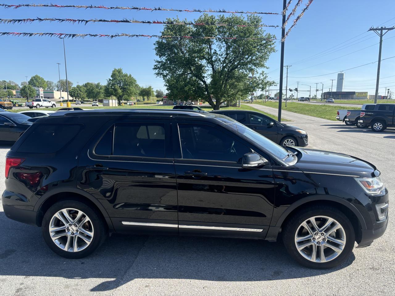 2016 Ford Explorer XLT Sport Utility 4D Aurora MO