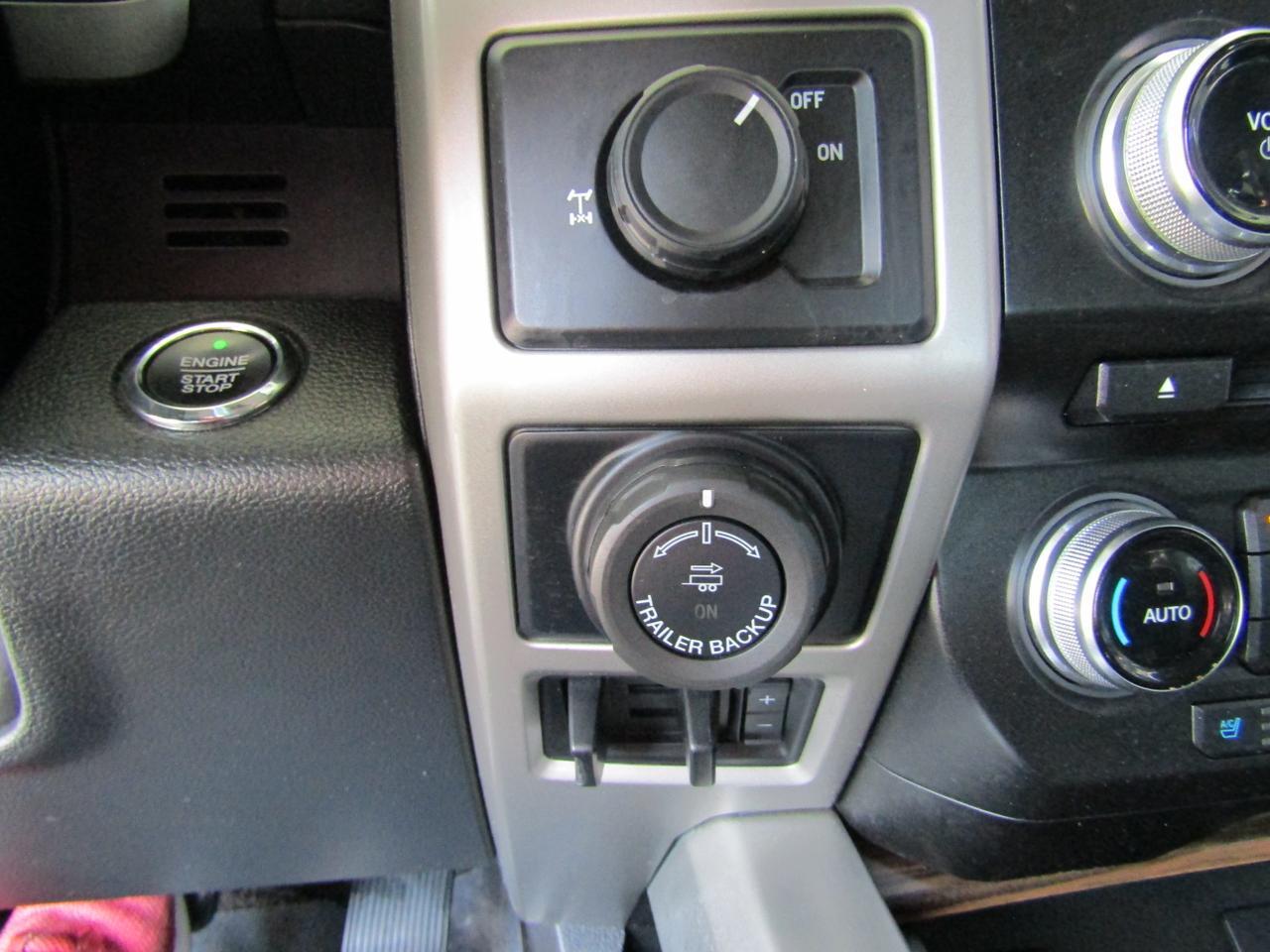 2016 Ford F-150 2WD SuperCrew 145 Lariat Grand Prairie TX