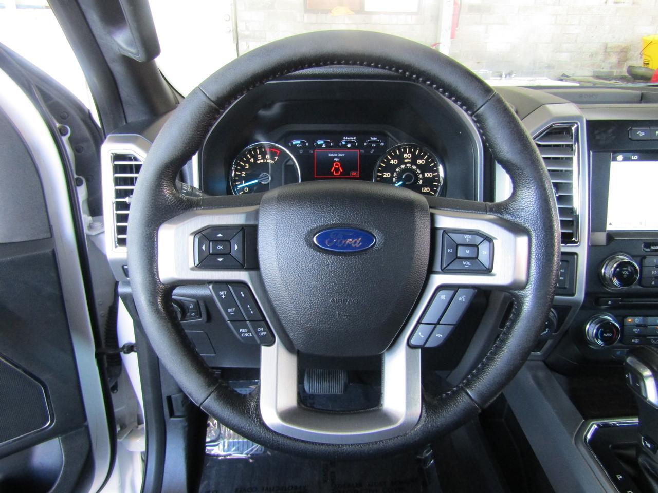 2016 Ford F-150 4WD SuperCrew 145 Platinum Grand Prairie TX