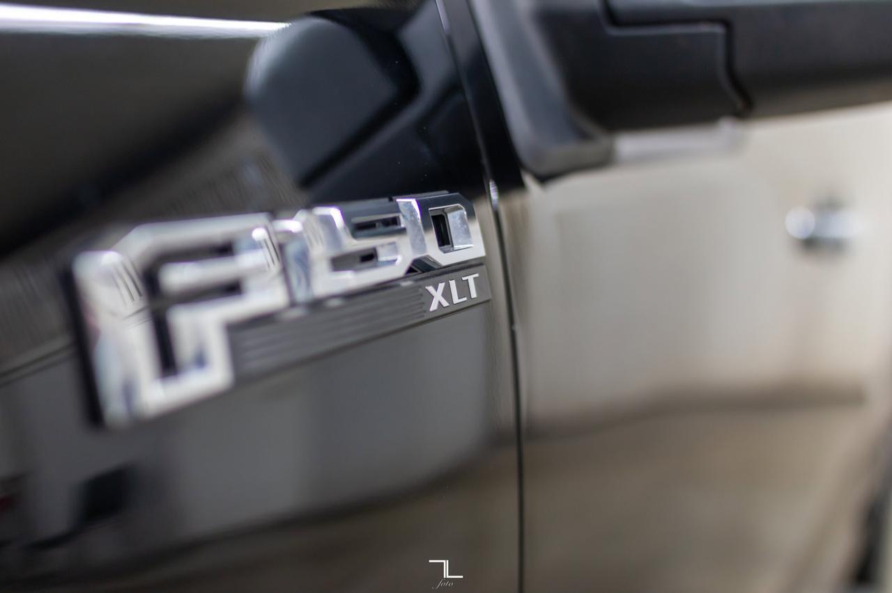 2016 Ford F-150 4x4 Super Cab XLT BCam Red Deer AB