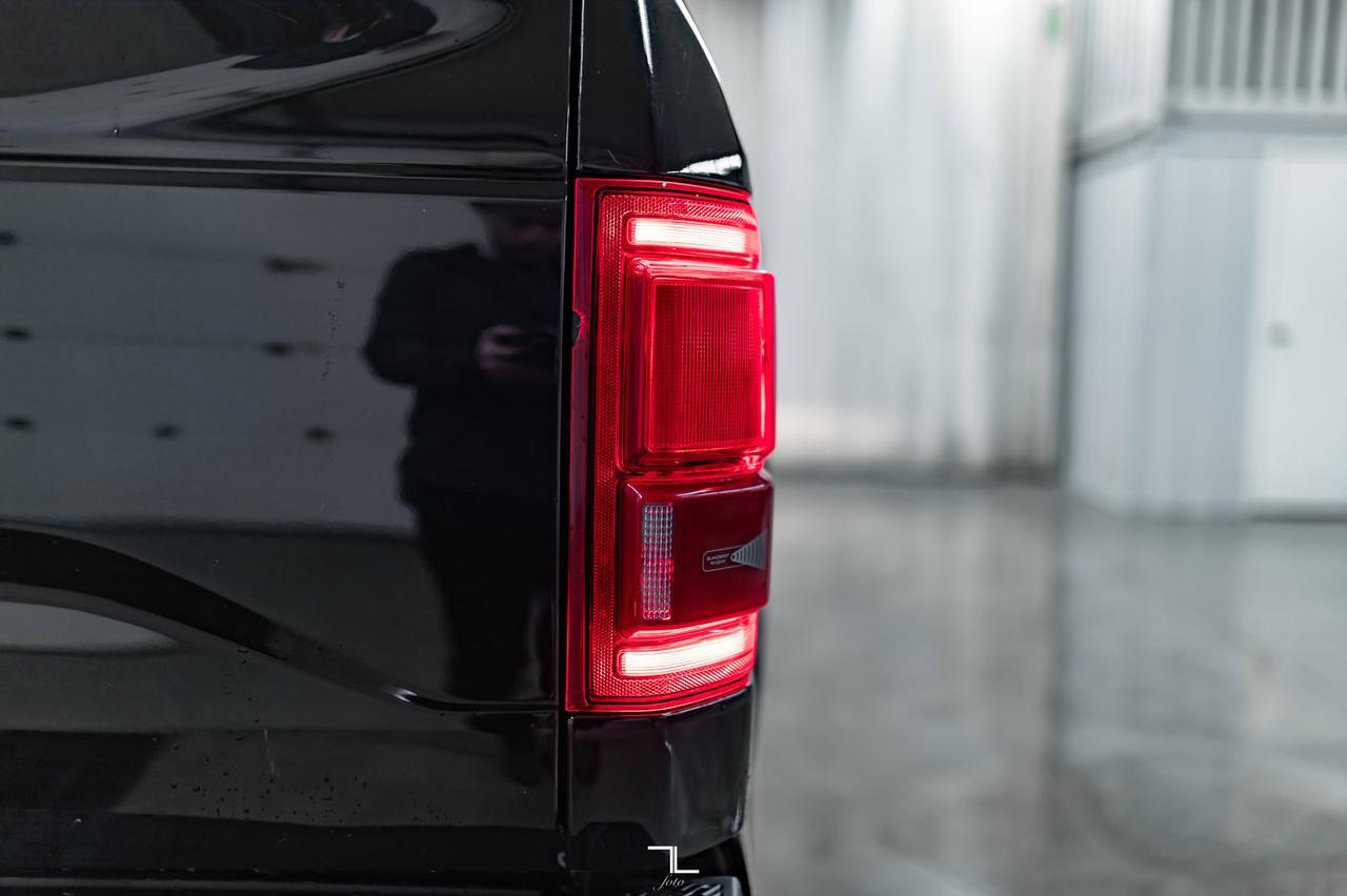 2016 Ford F-150 4x4 Super Crew Lariat FX4 Leather Roof Nav Red Deer AB