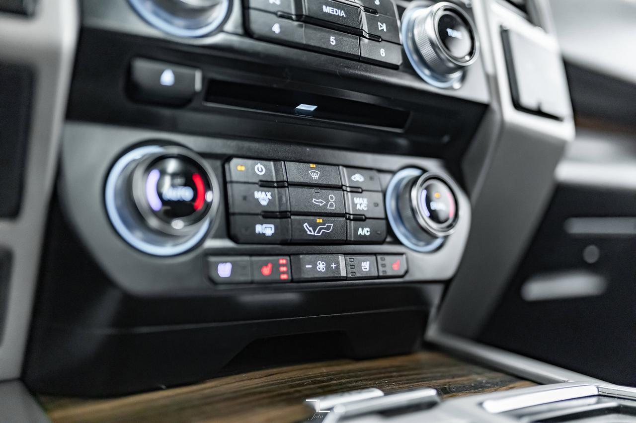 2016 Ford F-150 4x4 Super Crew Lariat FX4 Leather Roof Nav Red Deer AB