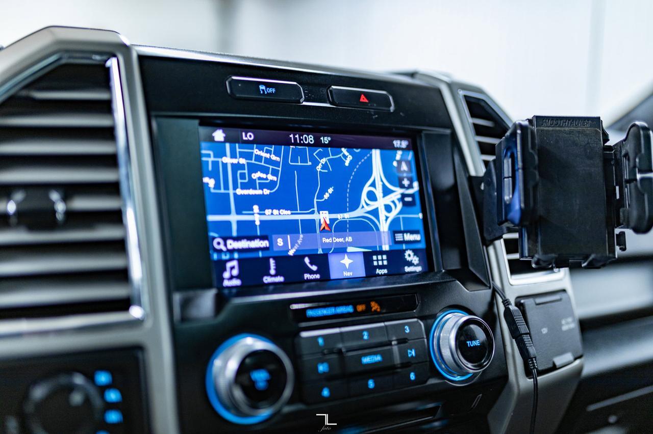 2016 Ford F-150 4x4 Super Crew Lariat Leather Roof Nav BCam Red Deer AB