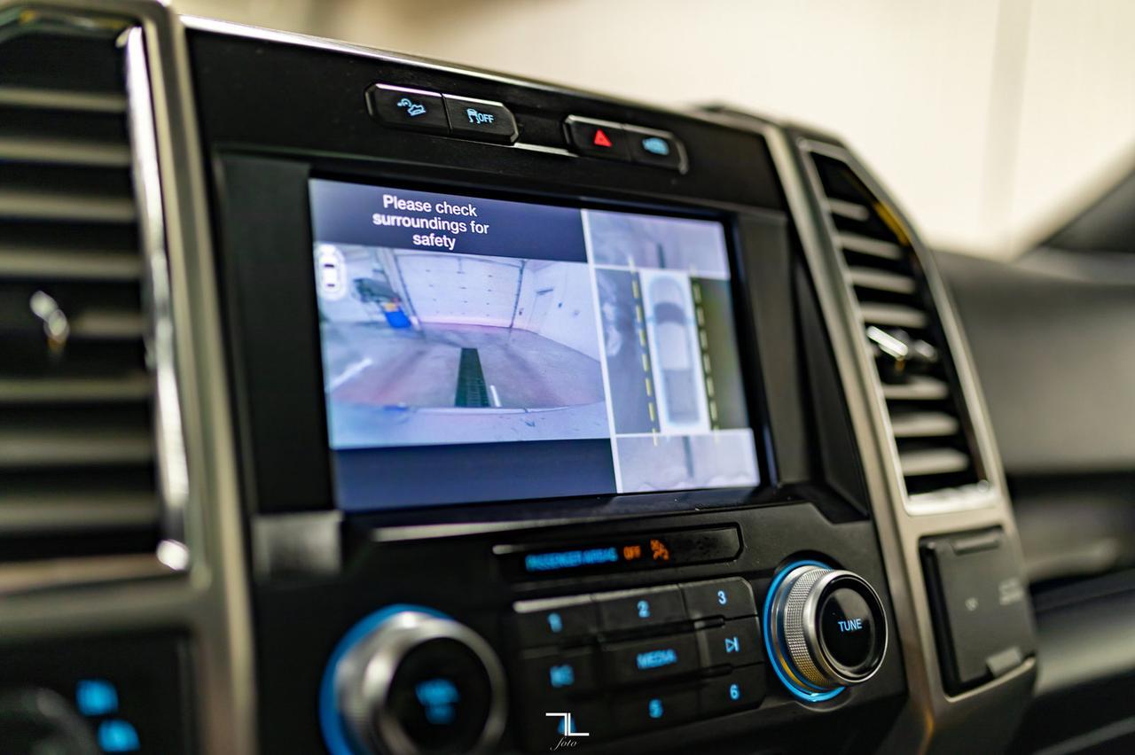 2016 Ford F-150 4x4 Super Crew Platinum Leather Roof Nav BCam Red Deer AB