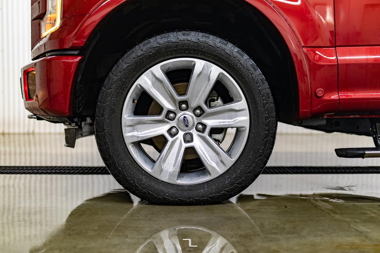 2016 Ford F-150 4x4 Super Crew Platinum Leather Roof Nav BCam Red Deer AB