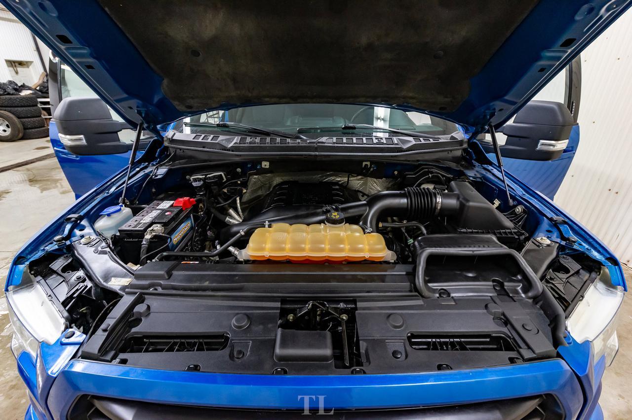 2016 Ford F-150 4x4 Super Crew XLT FX4 Longbox Nav BCam Red Deer AB