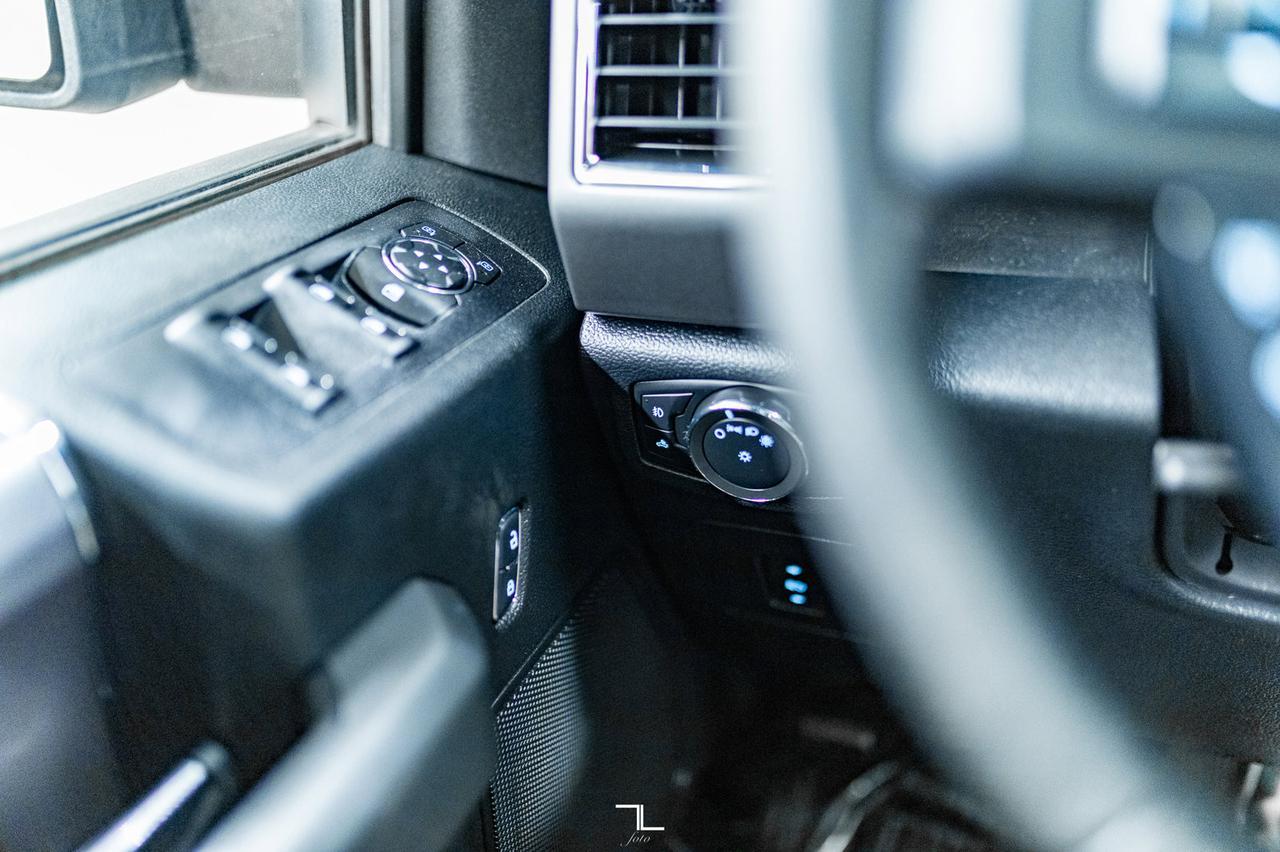 2016 Ford F-150 4x4 Super Crew XLT Sport Nav Roof BCam Red Deer AB