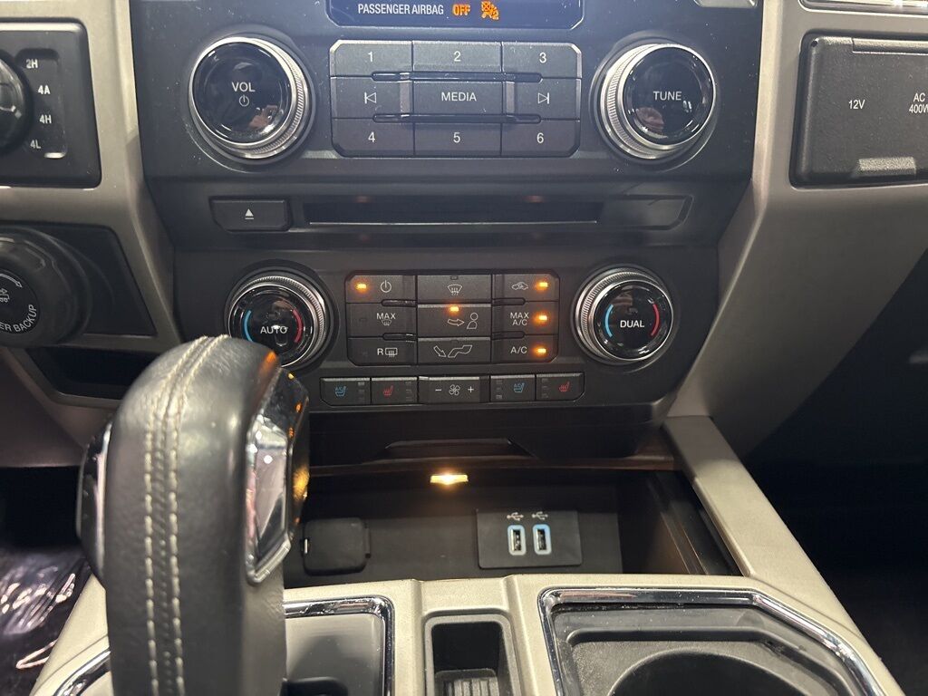2016 Ford F-150 4x4 SuperCrew Lariat Fond du Lac WI