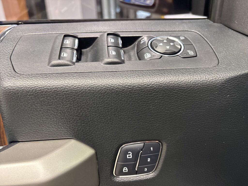 2016 Ford F-150 4x4 SuperCrew Lariat Fond du Lac WI