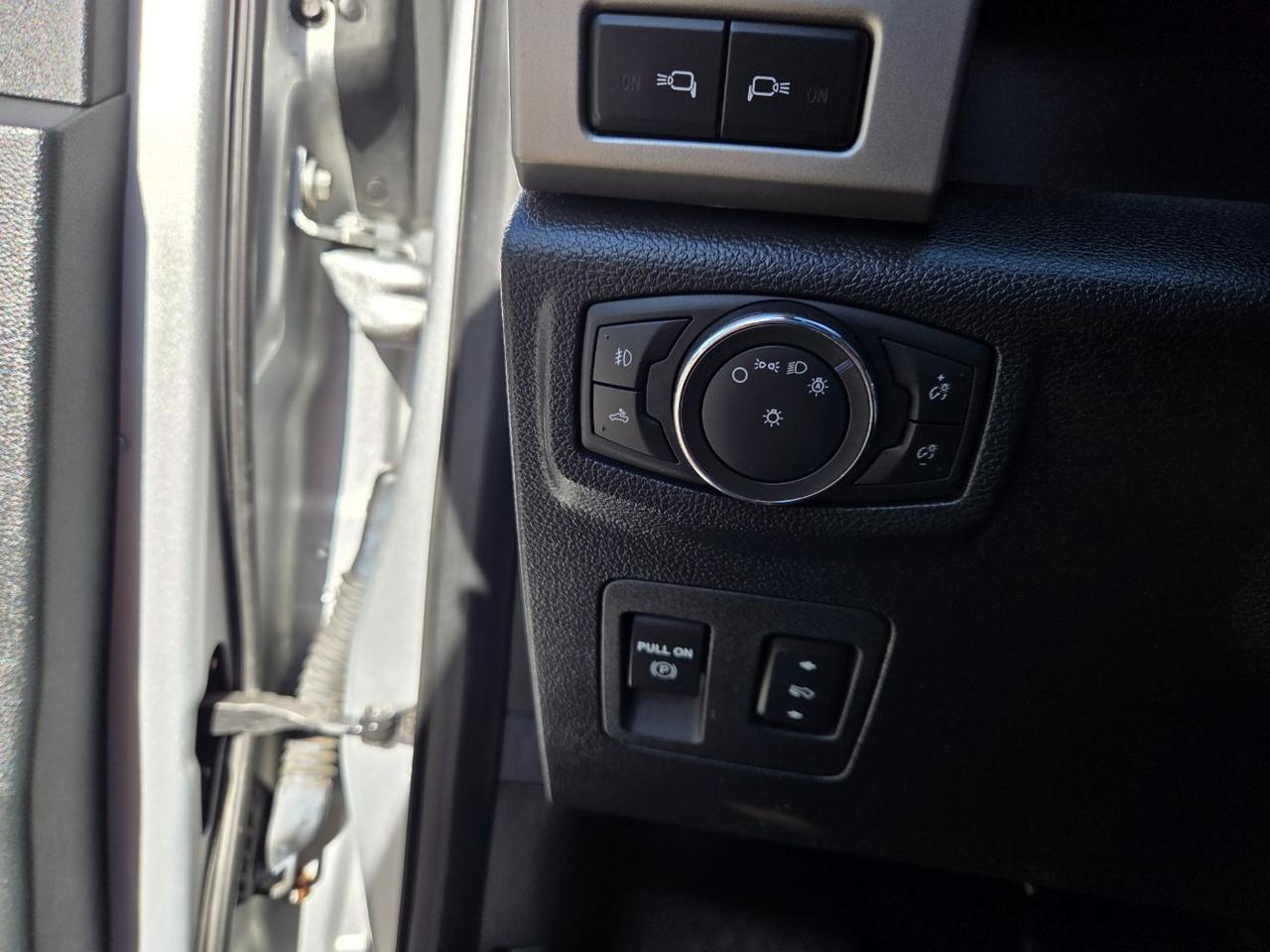 2016 Ford F-150 LARIAT Charlton MA