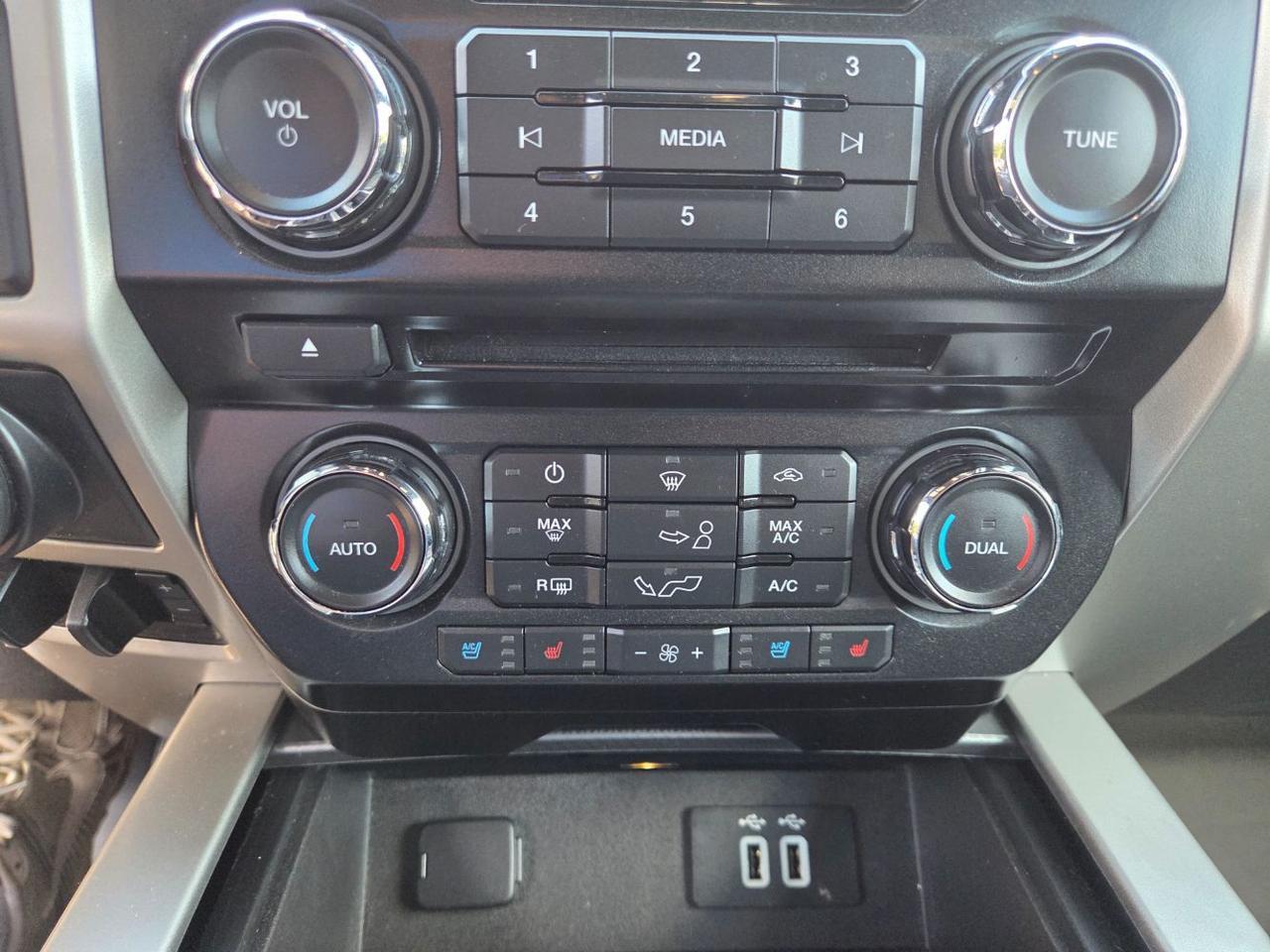 2016 Ford F-150 LARIAT Charlton MA