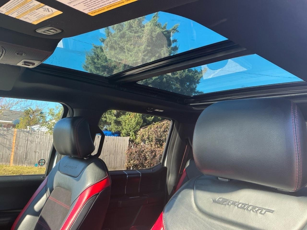2016 Ford F-150 Lariat, HEATED/VENTILATED SEATS, HEATED REAR SEATS, POWER SLIDING REAR WINDOW, RUNNING BOARDS, TOW PACKAGE, BED LINER, UNIVERSAL GARAGE DOOR OPENER, BLUETOOTH, BACKUP CAMERA, POWER MIRRORS, MOONROOF, NAVIGATION, TOW HOOKS, CLEAN CARFAX!