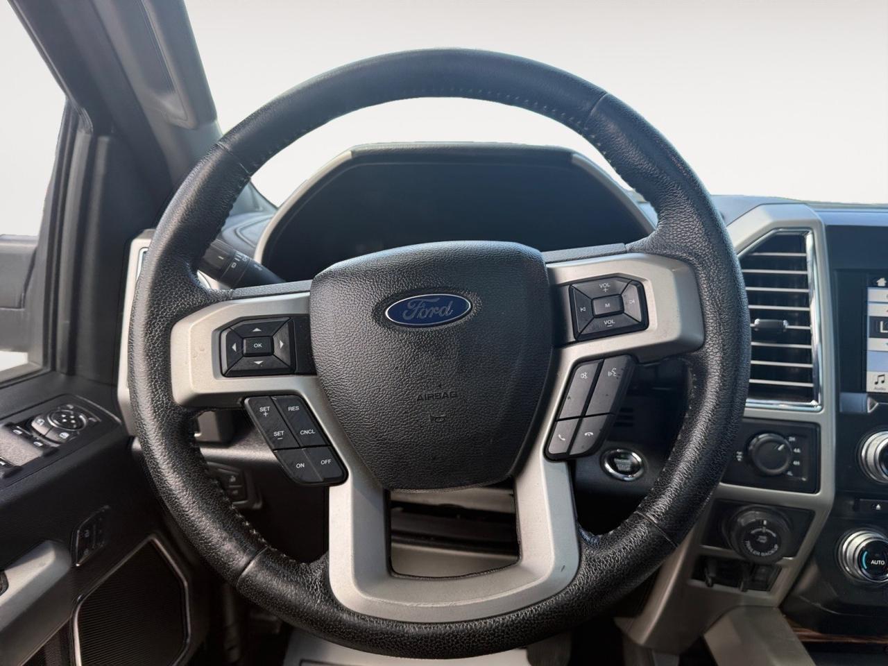2016 Ford F-150 Lariat, HEATED/VENTILATED SEATS, MOONROOF, POWER RUNNING BOARDS, BED LINER, TOW PACKAGE, BACKUP CAMERA, POWER SLIDING REAR WINDOW, TOW HOOKS, POWER FOLDING MIRRORS, POWER MIRRORS, NAVIGATION, REMOTE START, LOW MILES! Norfolk VA