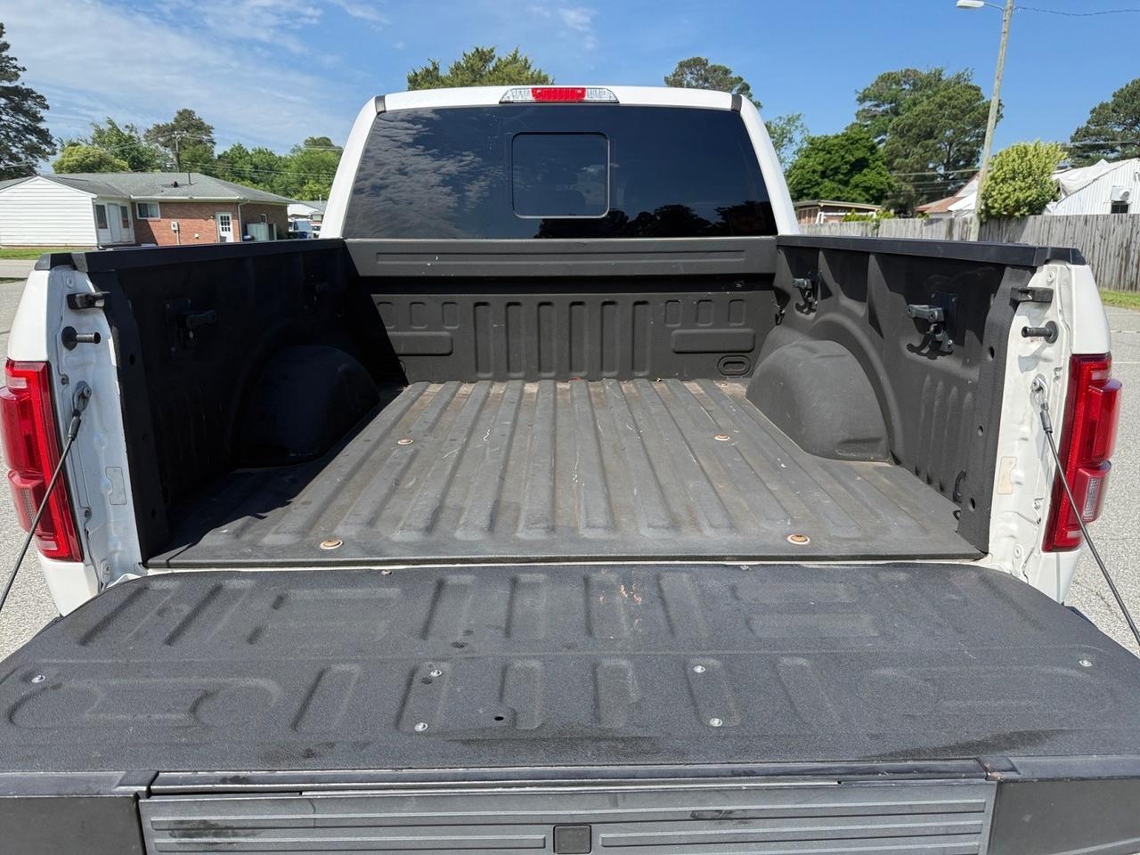 2016 Ford F-150 Lariat, HEATED/VENTILATED SEATS, MOONROOF, POWER RUNNING BOARDS, BED LINER, TOW PACKAGE, BACKUP CAMERA, POWER SLIDING REAR WINDOW, TOW HOOKS, POWER FOLDING MIRRORS, POWER MIRRORS, NAVIGATION, REMOTE START, LOW MILES! Norfolk VA
