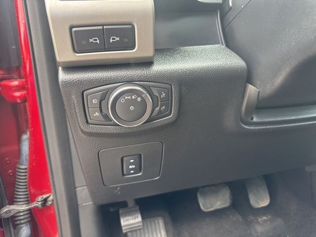 2016 Ford F-150 Lariat Random Lake WI