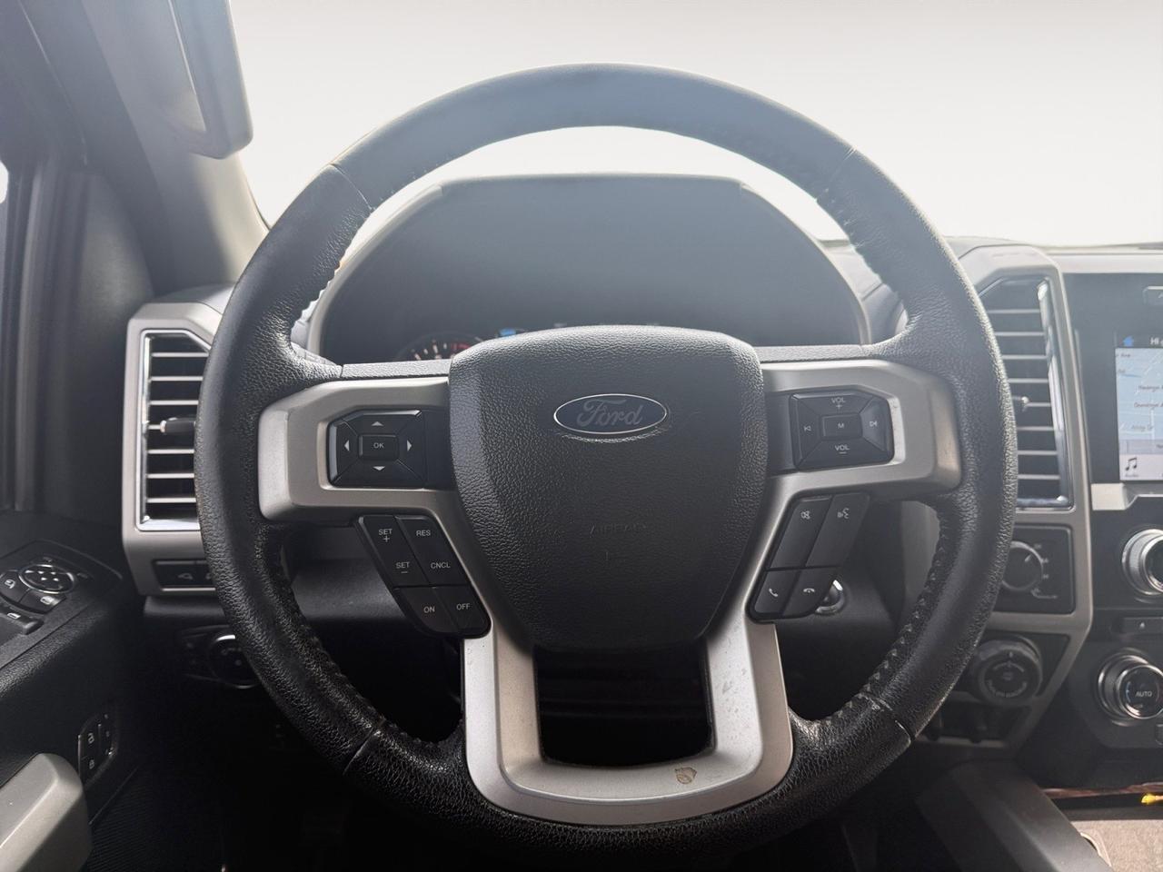 2016 Ford F-150 Lariat, POWER RUNNING BOARDS, TOW HOOKS, TOW PACKAGE, POWER SLIDING REAR WINDOW, MOONROOF, HEATED AND VENTILATED SEATS, HEATED REAR SEATS, BED RUG, POWER AND HEATED MIRRORS, BACKUP CAMERA, MOONROOF, LOW MILES! Norfolk VA