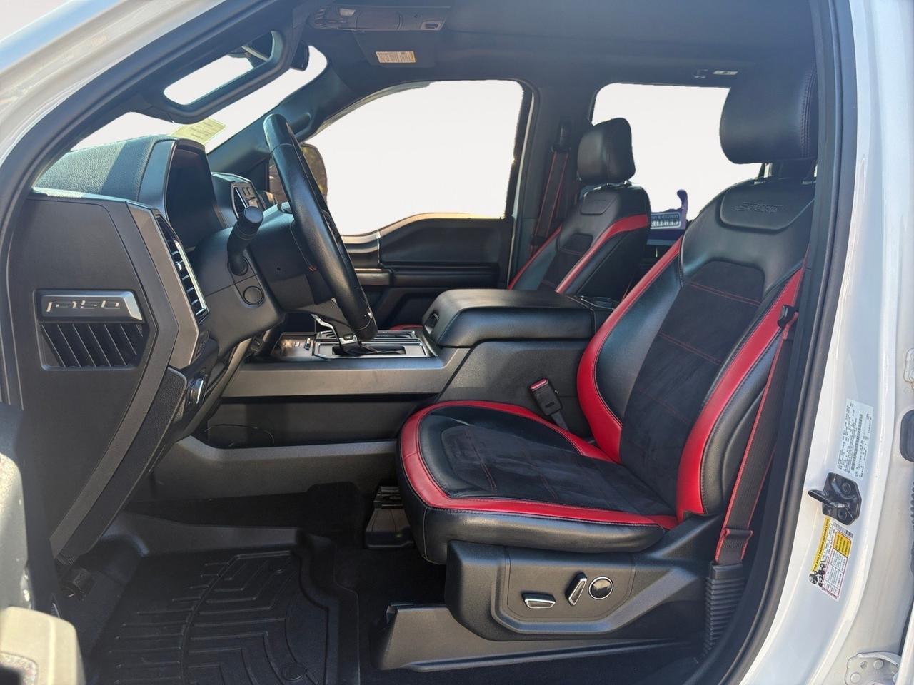 2016 Ford F-150 Lariat, TOW PACKAGE, BACKUP CAMERA, BLIND SPOT ALERT, PANORAMIC MOONROOF, HEATED & VENTILATED SEATS, NAVIGATION, POWER REAR SLIDING WINDOW, CLEAN CARFAX, LOW MILEAGE, COME TEST DRIVE THIS FORD TODAY! Virginia Beach VA