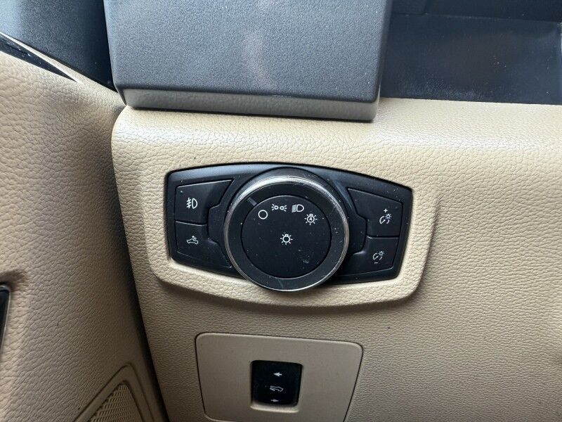 2016 Ford F-150 Super Crew 5.0L V8 4x4 XLT Collinsville OK