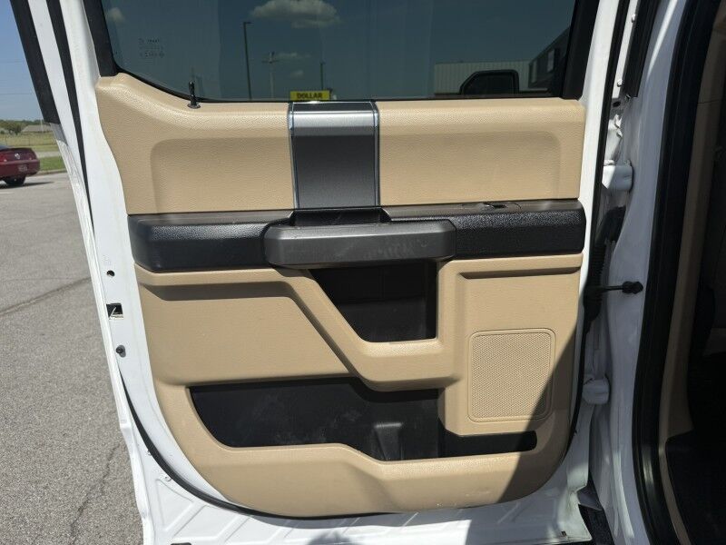 2016 Ford F-150 Super Crew 5.0L V8 4x4 XLT Collinsville OK