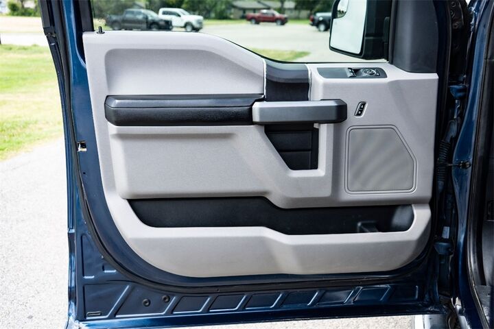 2016 Ford F-150 XLT  TX